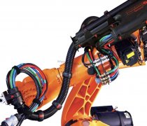 庫(kù)卡工業(yè)機(jī)械手本體線纜維修技巧