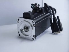 KUKA機械手KR280伺服電機斷軸維