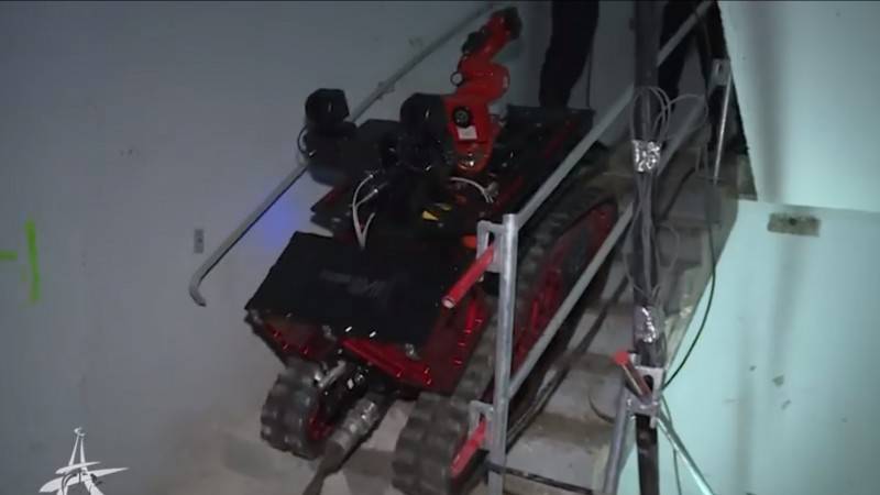 Colossus消防機(jī)器人幫助消防員撲滅巴黎圣母院火災(zāi)