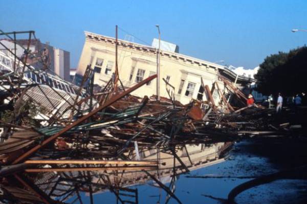 谷歌與哈佛大學聯(lián)合開發(fā)可預測余震位置的AI模型