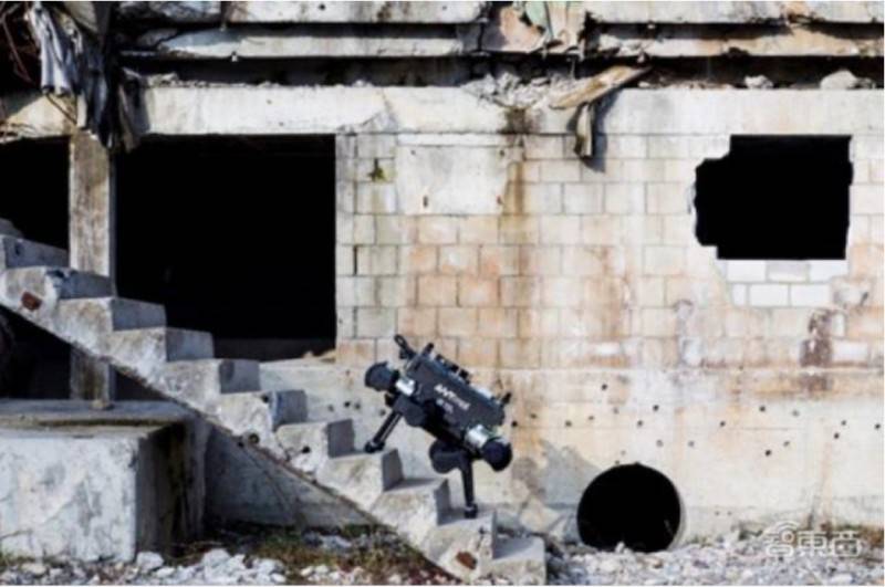 我們離機器人救援隊還有多遠?