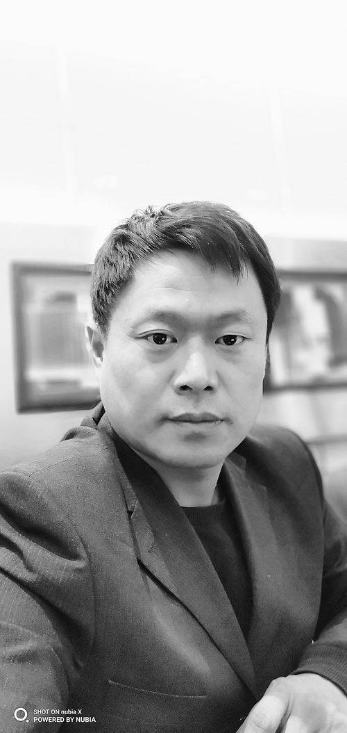 四問正“走紅”的智能機(jī)器人