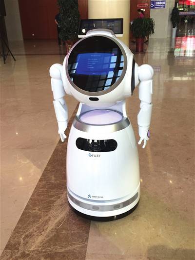 機器人成銀川政務服務新雇員