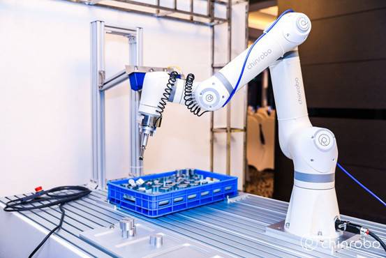 溱者智能科技發布最新協作機器人