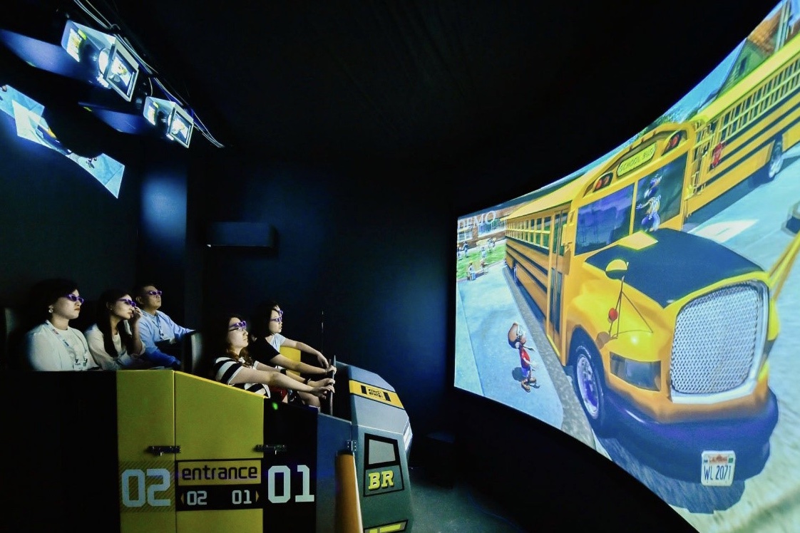 Θ磬PanasonicͶӰQ2019 IAAPA