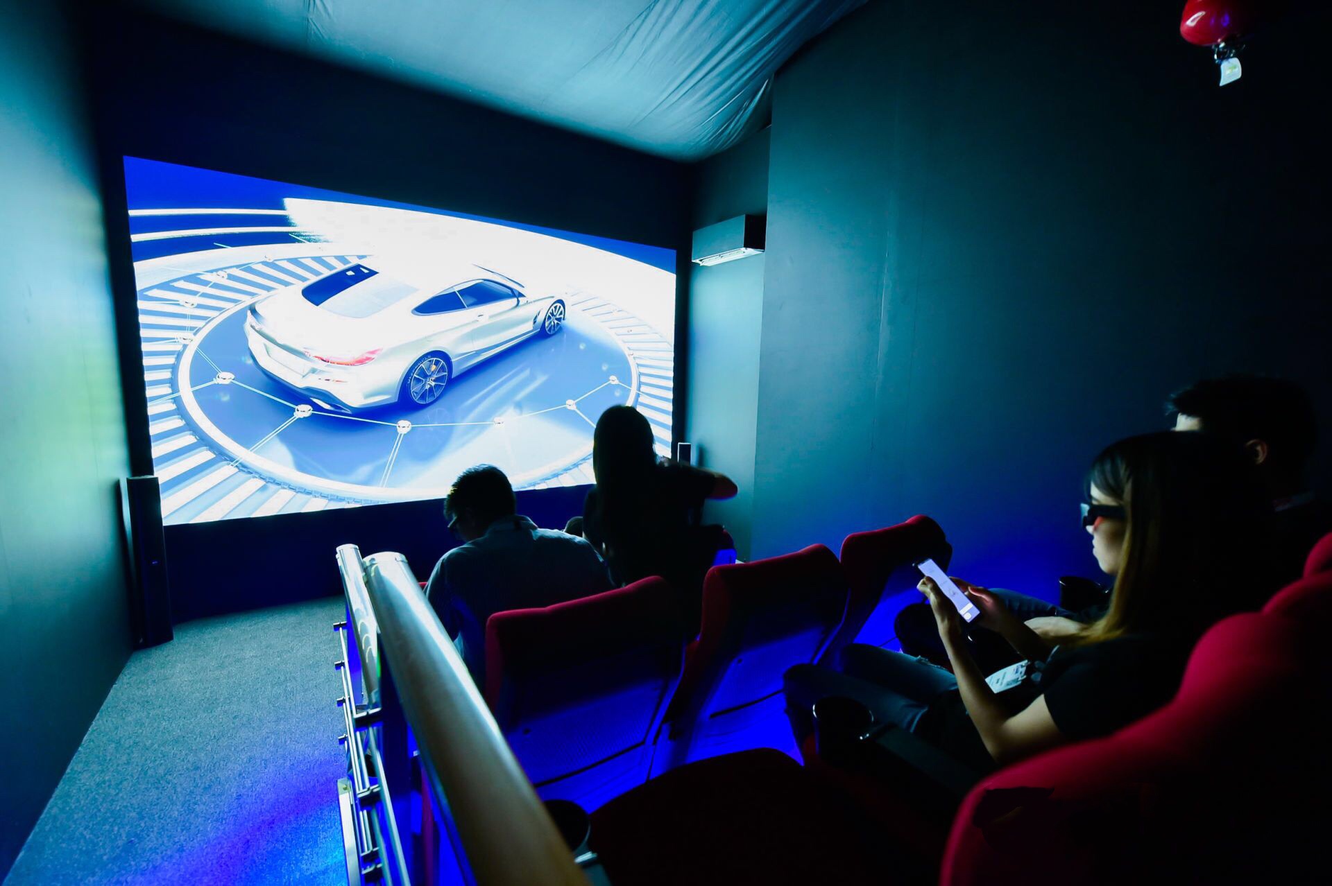 ΘPanasonicͶӰQ2019 IAAPA