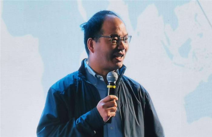 騰訊從百度挖的AI Lab負責人張潼離職,要去阿里?